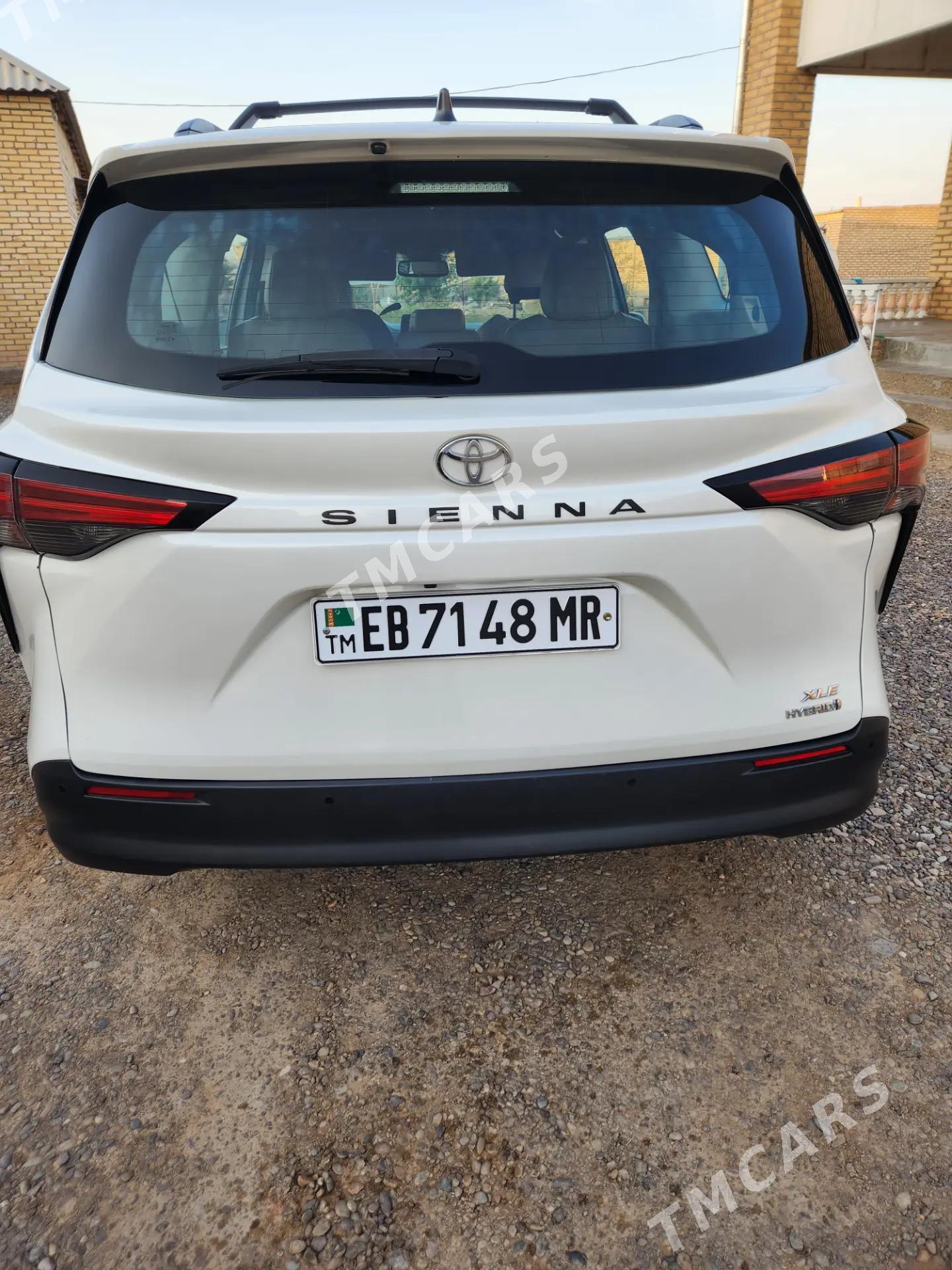 Toyota Sienna 2021 - 550 000 TMT - Мары - img 4