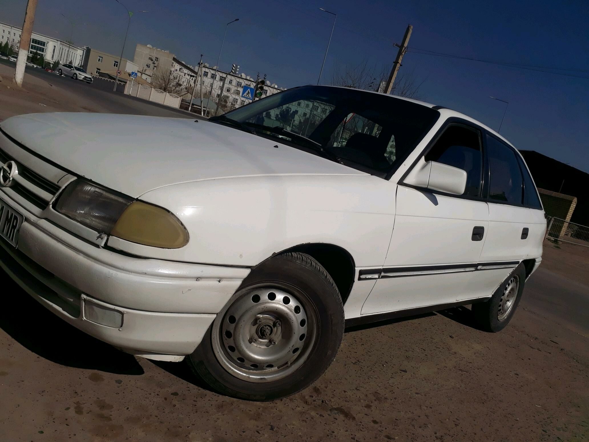 Opel Astra 1992 - 29 000 TMT - Мары - img 3