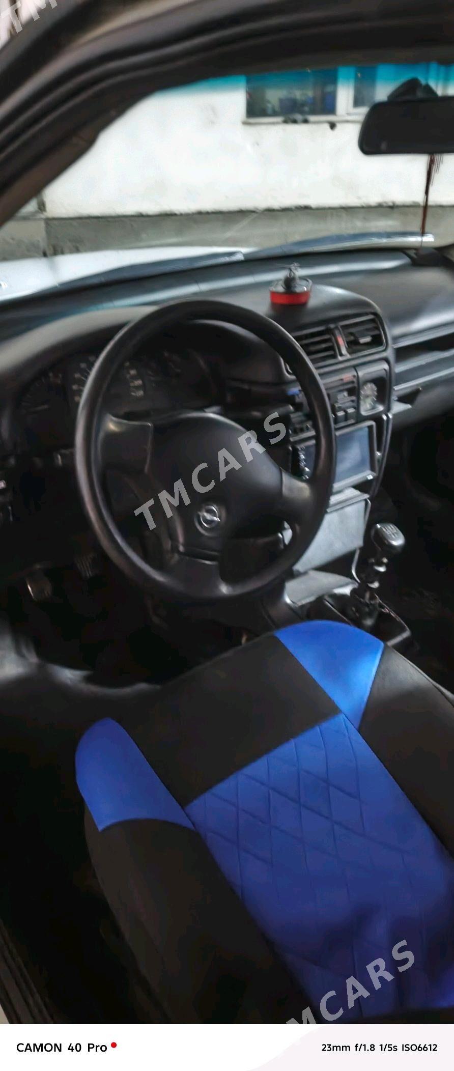 Opel Vectra 1991 - 27 500 TMT - Bäherden - img 1