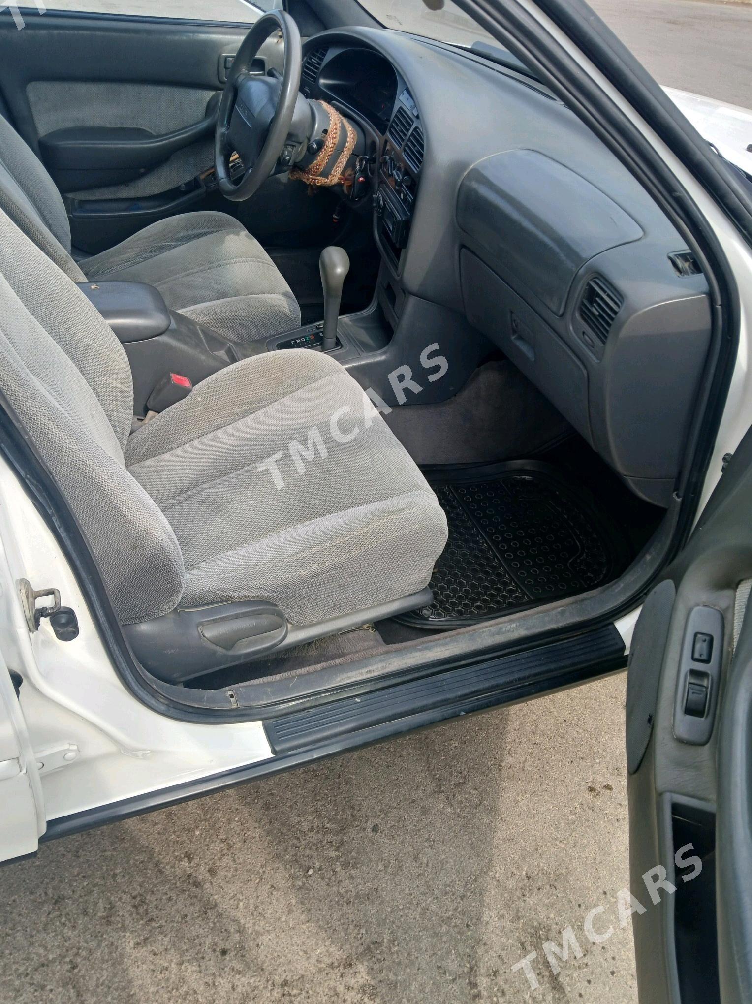 Toyota Camry 1994 - 90 000 TMT - Дашогуз - img 3