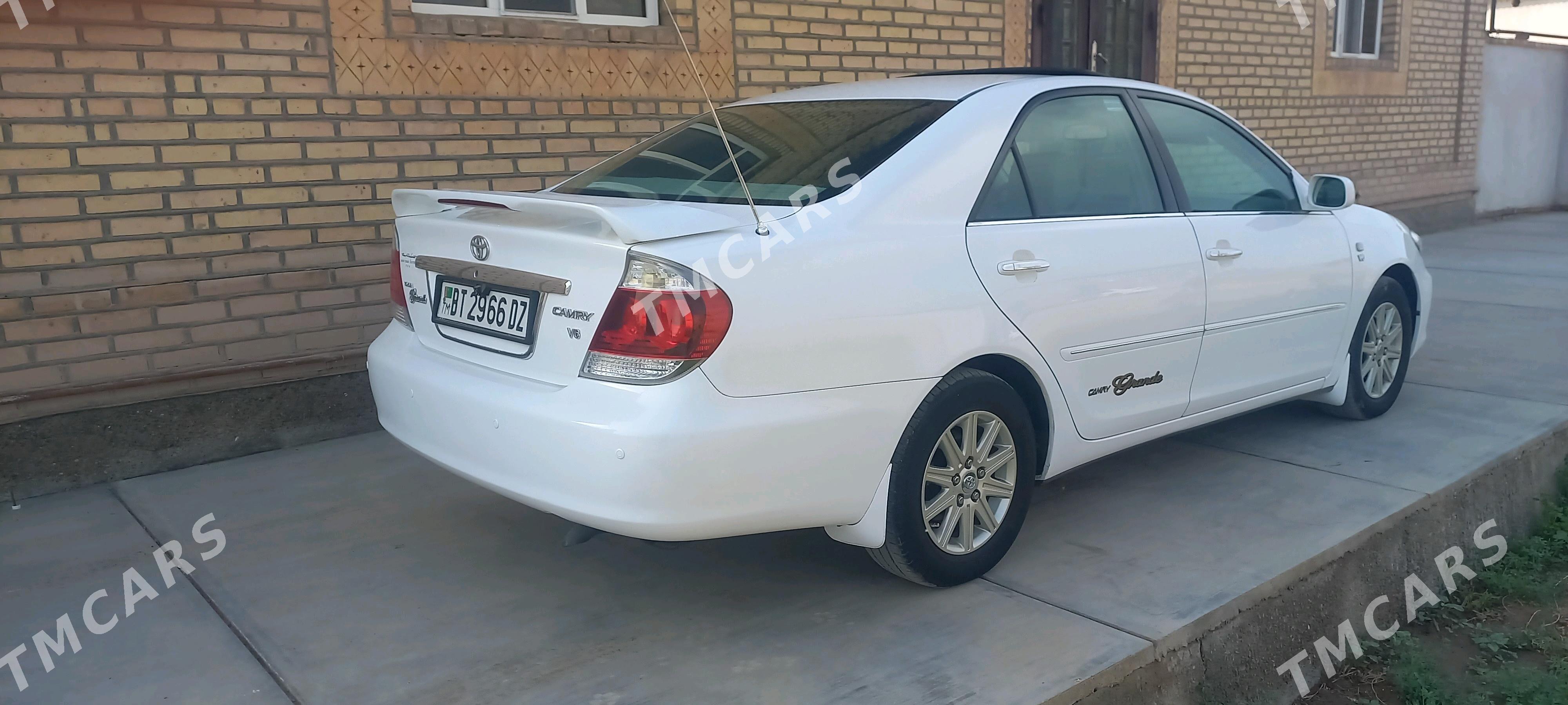 Toyota Camry 2004 - 230 000 TMT - Daşoguz - img 4