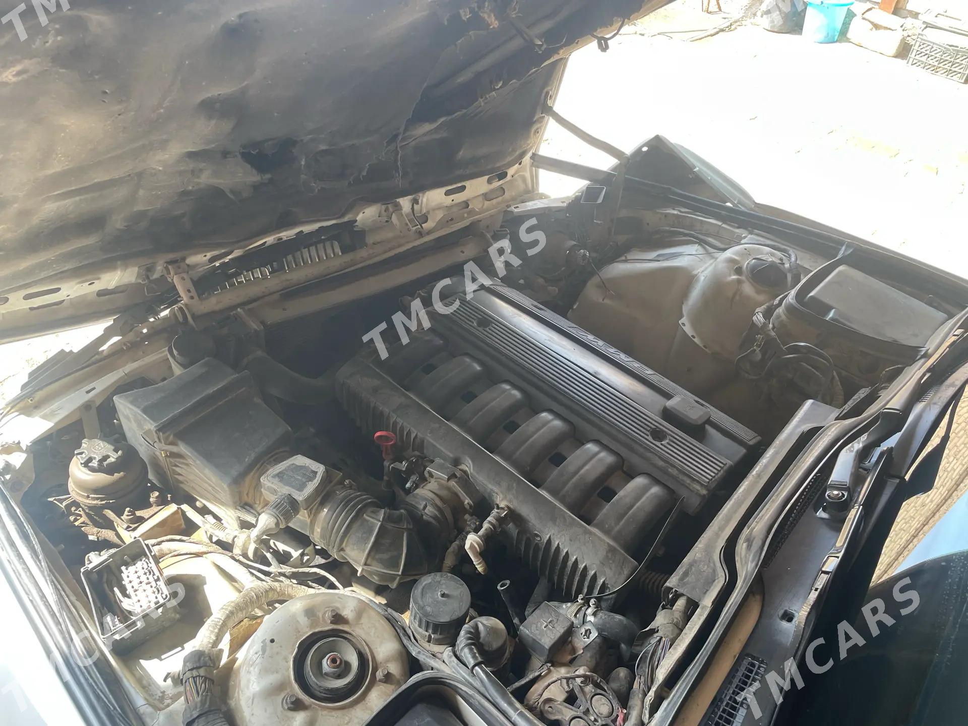 Toyota Camry 1992 - 33 000 TMT - Мары - img 6