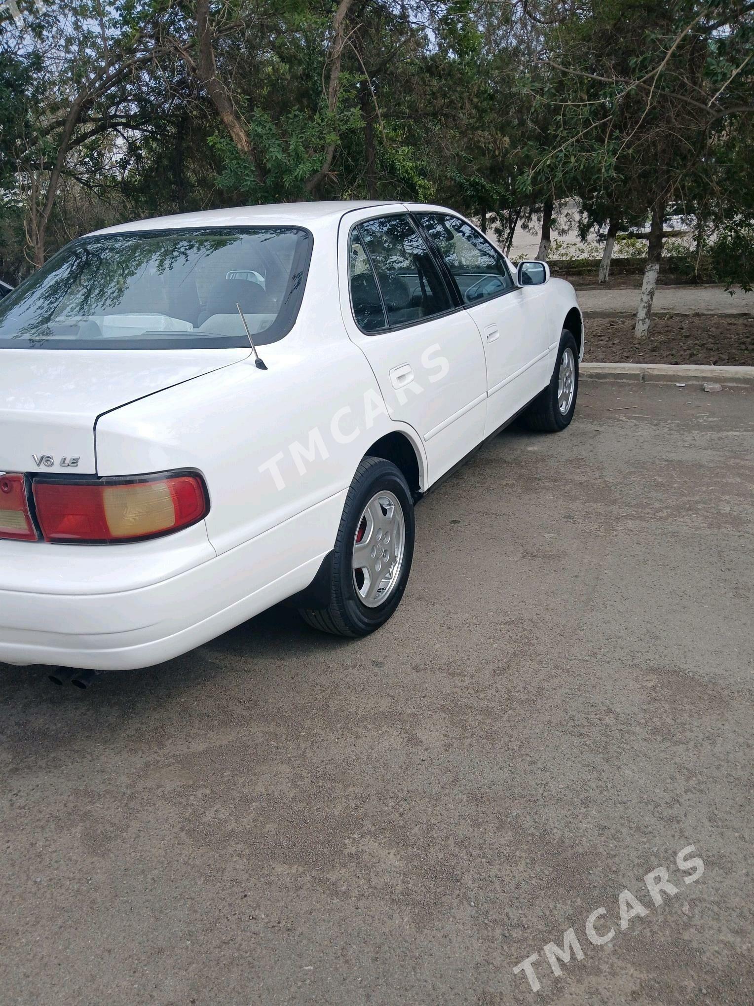 Toyota Camry 1994 - 90 000 TMT - Дашогуз - img 7