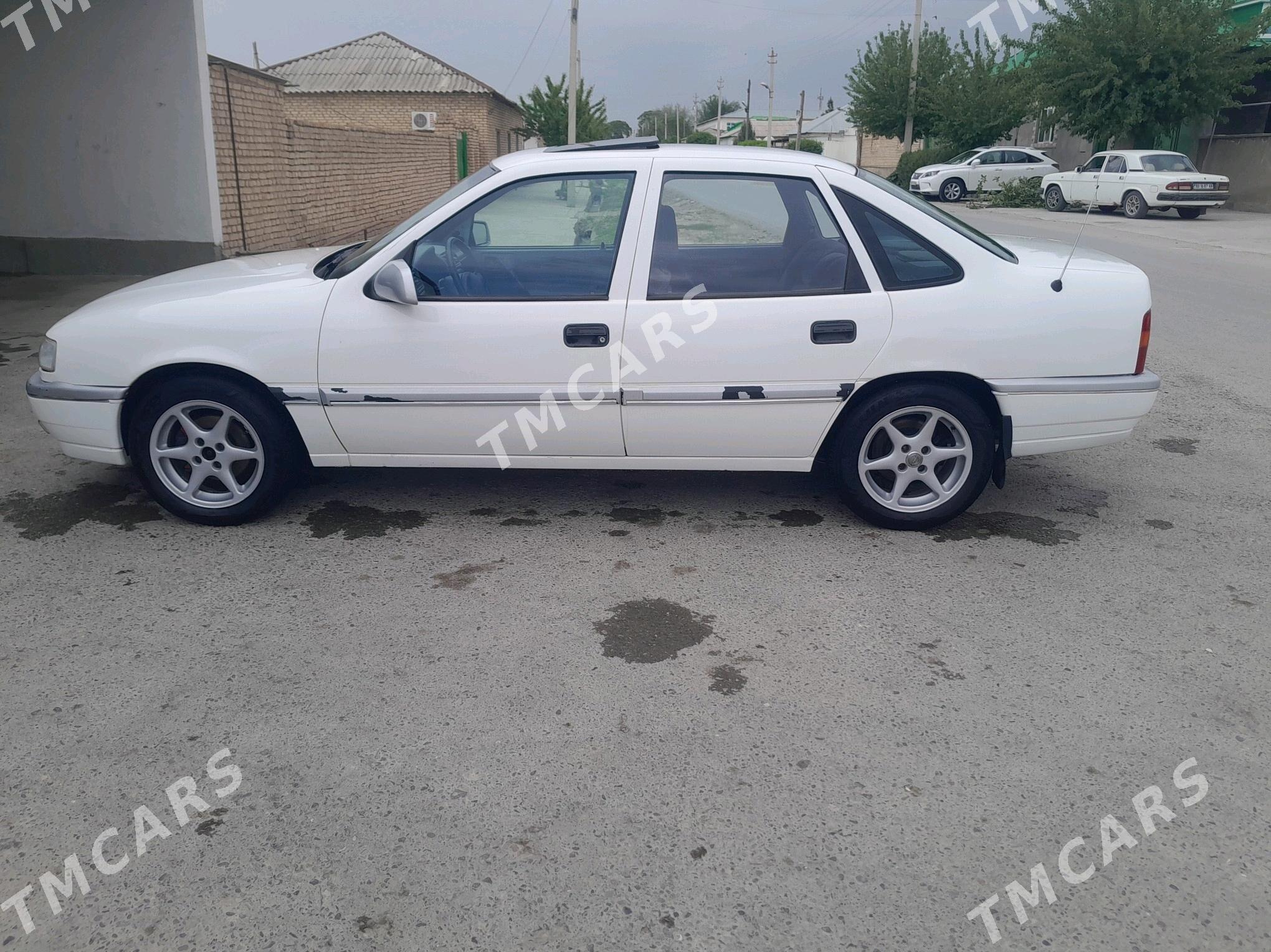 Opel Vectra 1990 - 45 000 TMT - Кака - img 3
