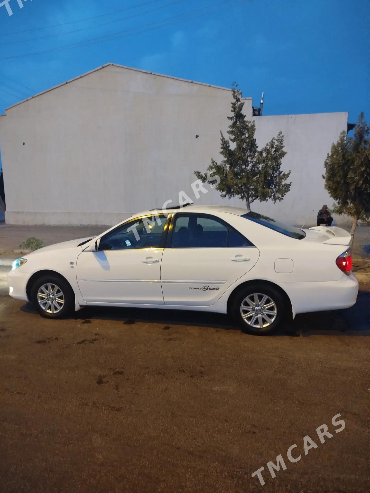 Toyota Camry 2002 - 190 000 TMT - Гызыларбат - img 2