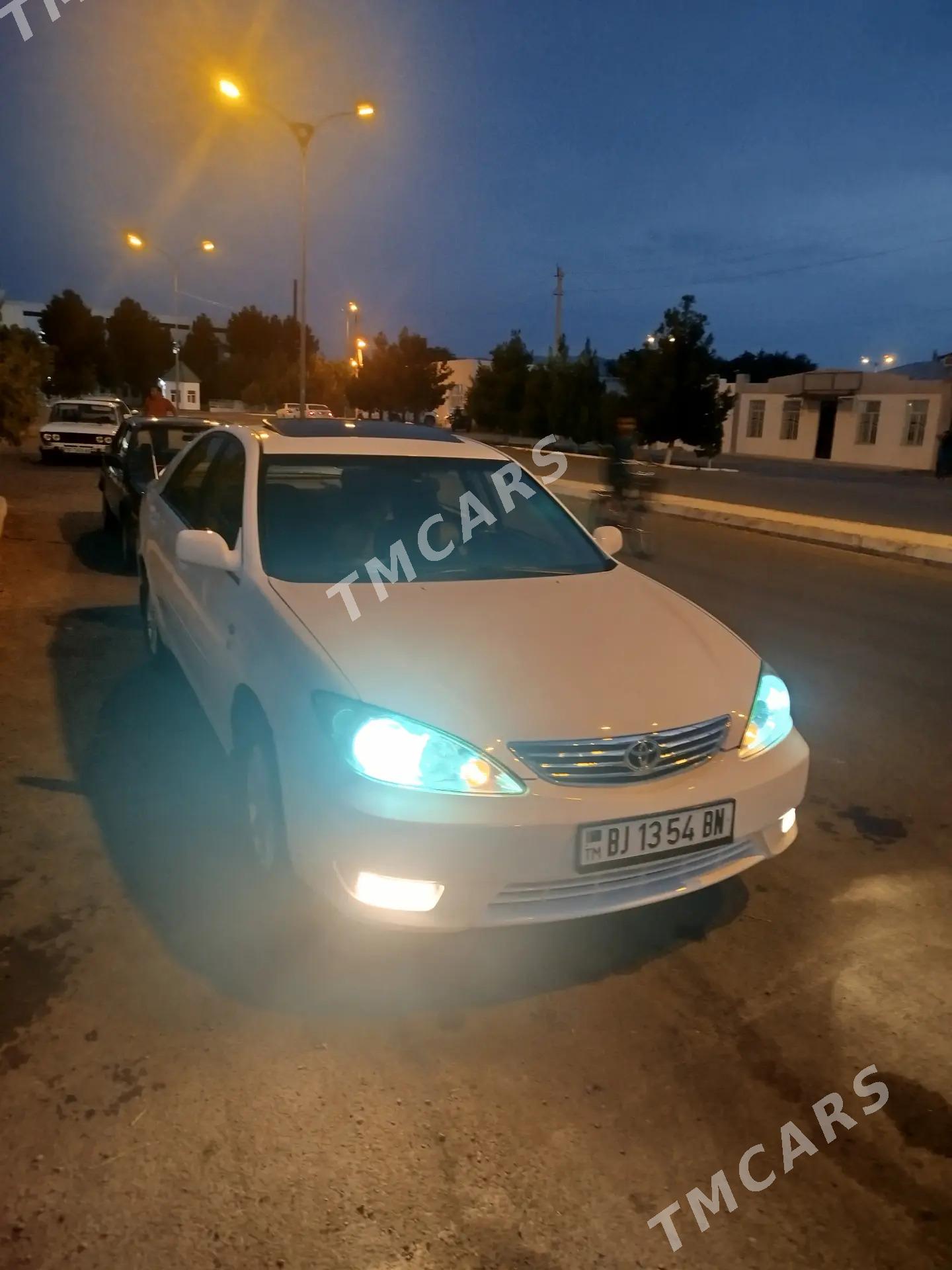 Toyota Camry 2002 - 190 000 TMT - Гызыларбат - img 3