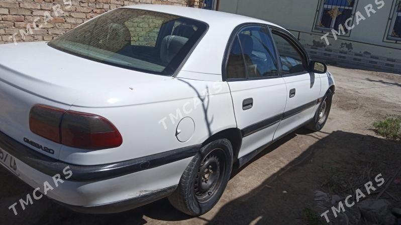 Opel Omega 1997 - 25 000 TMT - Туркменабат - img 4