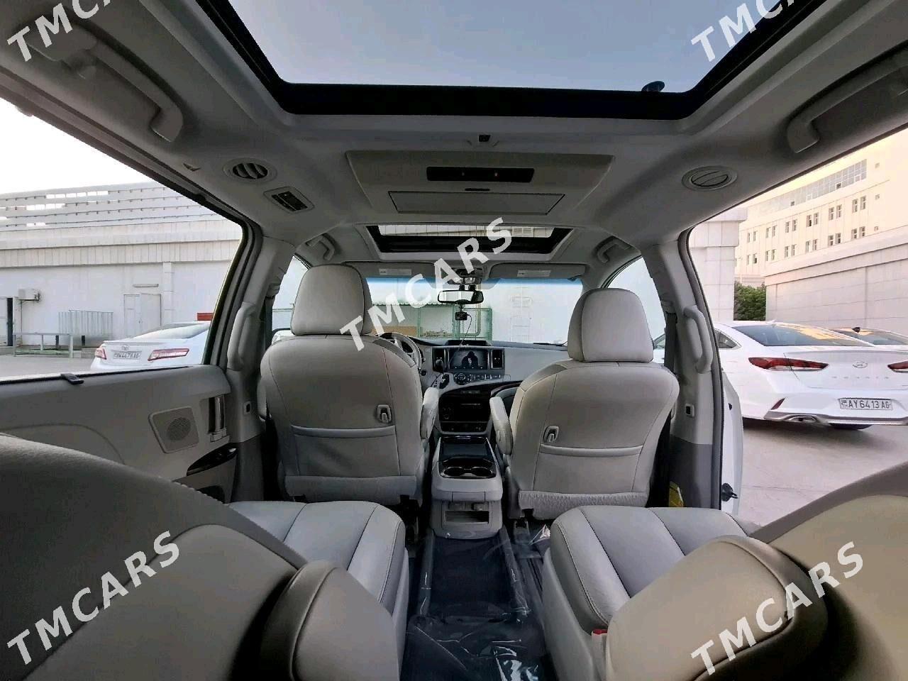 Toyota Sienna 2011 - 320 000 TMT - Türkmenbaşy - img 2