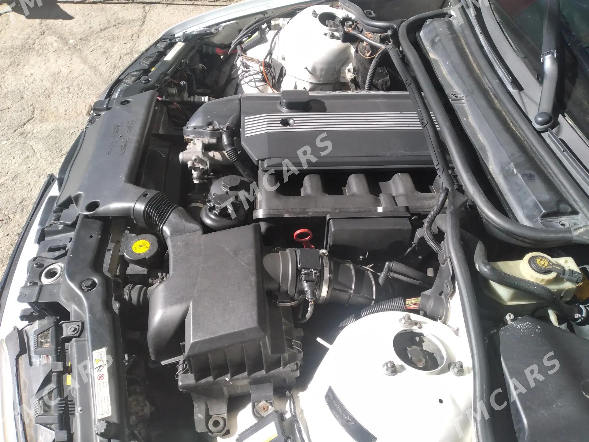 BMW E46 2001 - 75 000 TMT - Bäherden - img 5