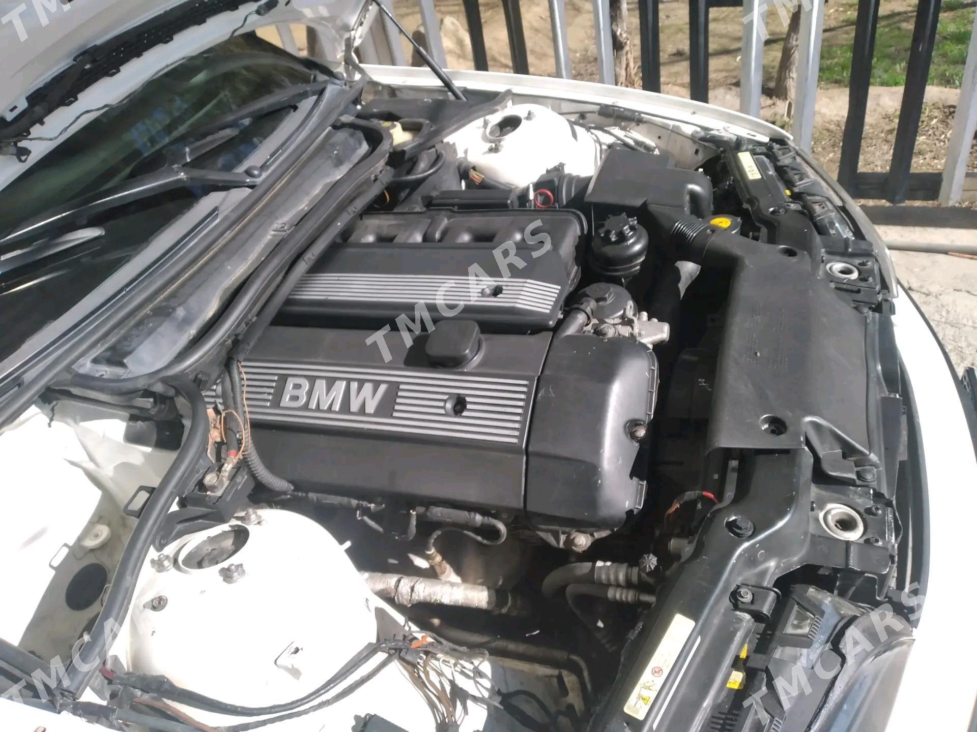BMW E46 2001 - 75 000 TMT - Bäherden - img 6