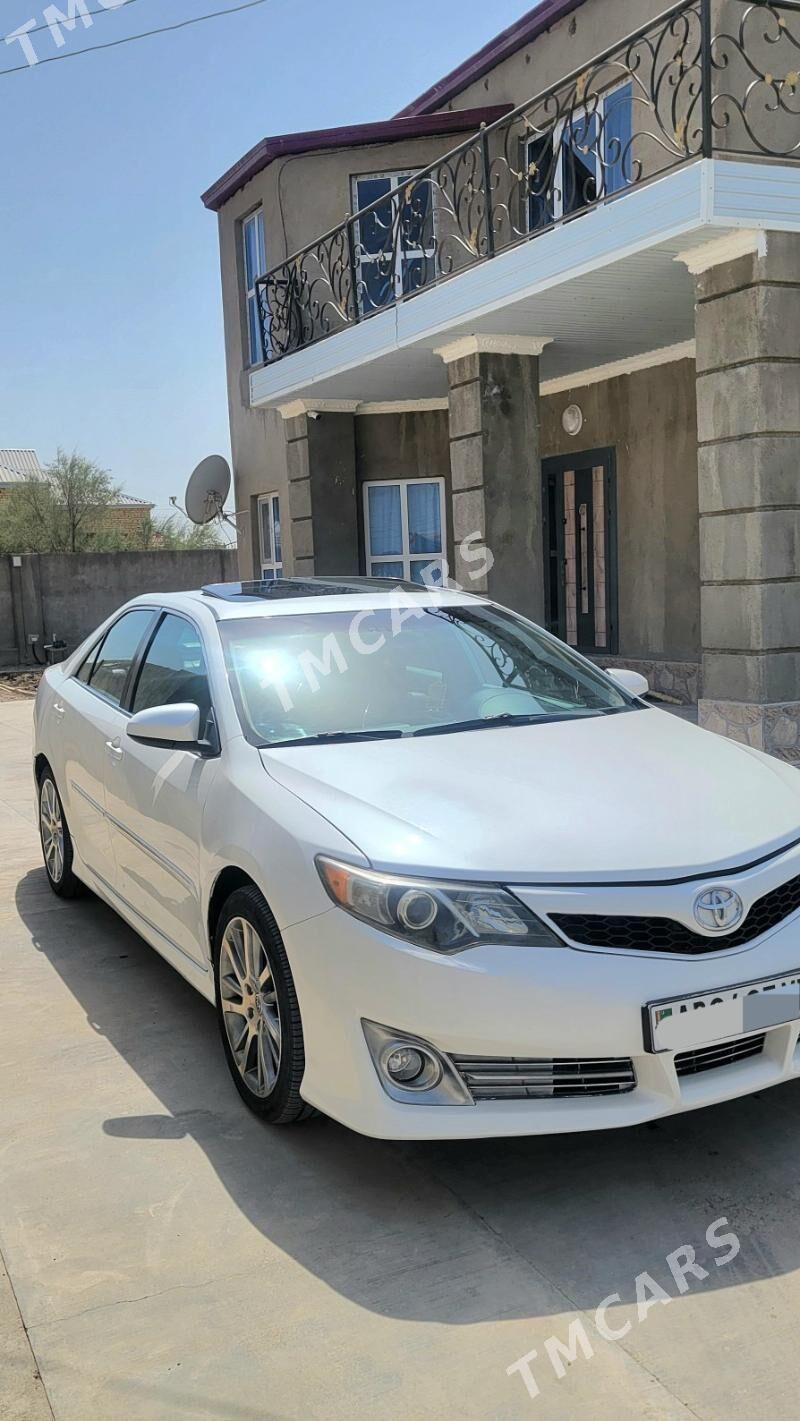 Toyota Camry 2012 - 230 000 TMT - Байрамали - img 2