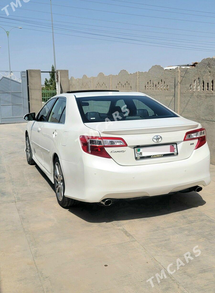 Toyota Camry 2012 - 230 000 TMT - Байрамали - img 4