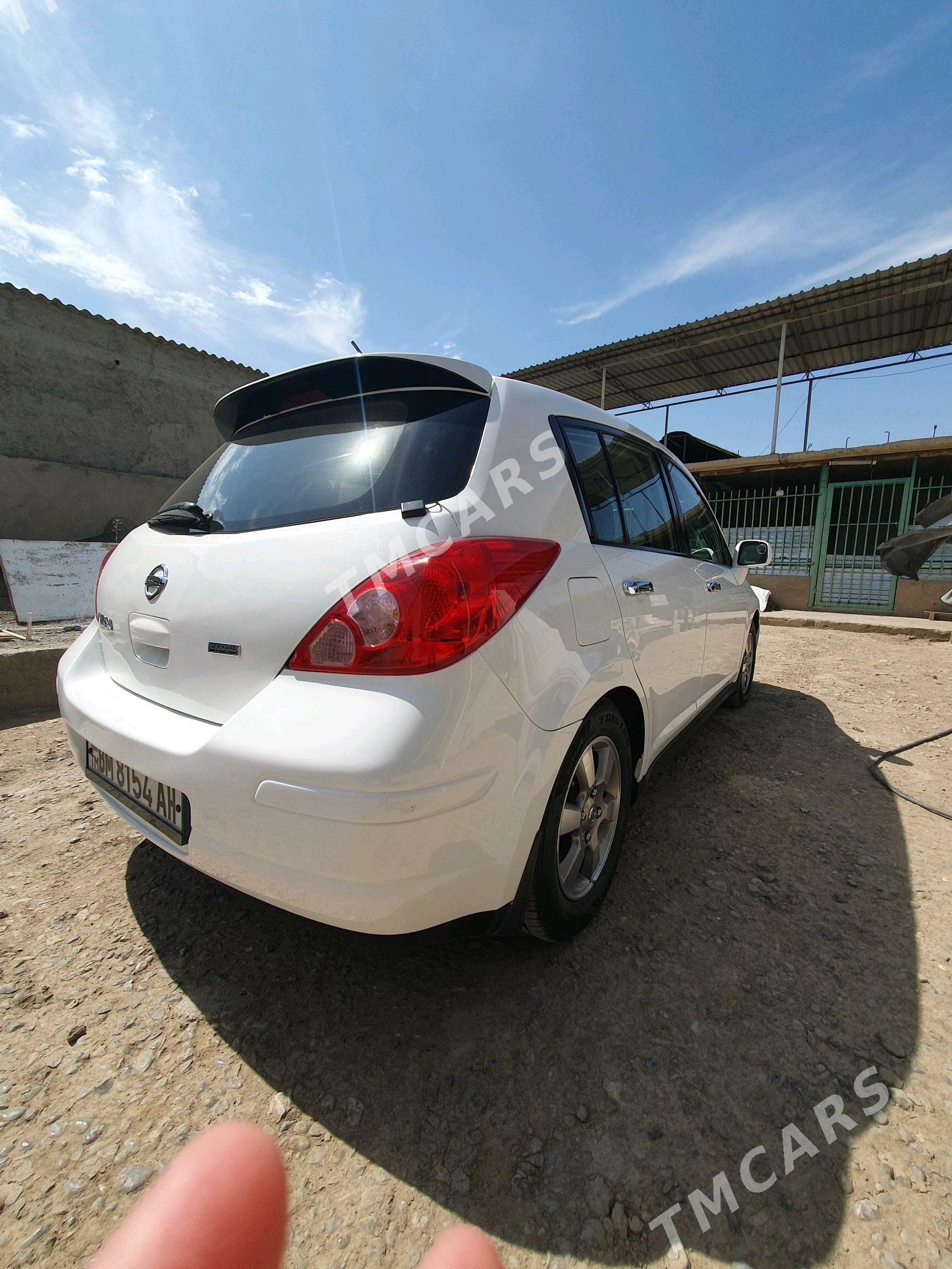Nissan Versa 2012 - 140 000 TMT - Ýaşlyk - img 6