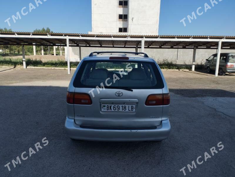 Toyota Sienna 2000 - 115 000 TMT - Sakar - img 4