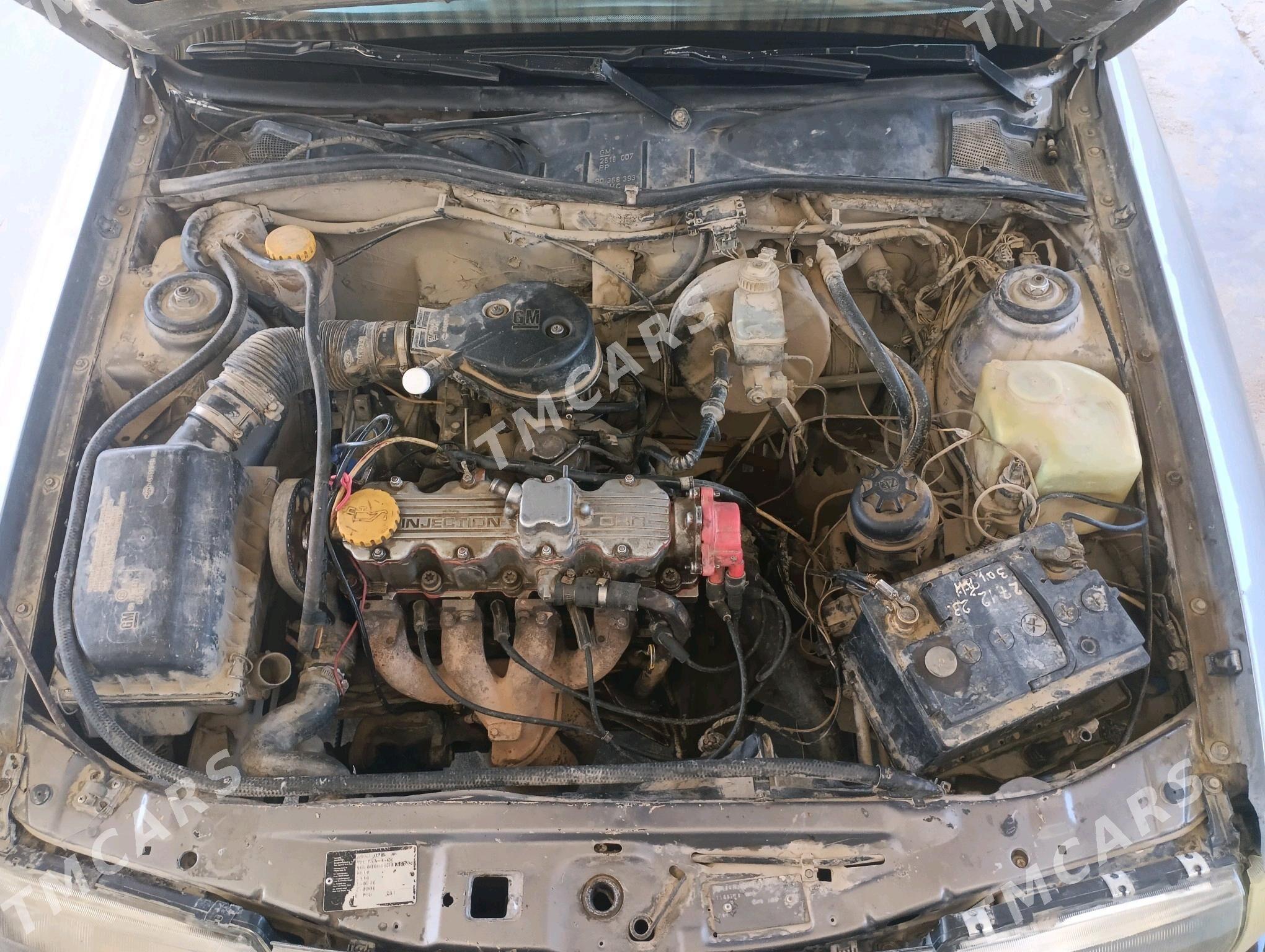 Opel Vectra 1993 - 17 000 TMT - Магданлы - img 4