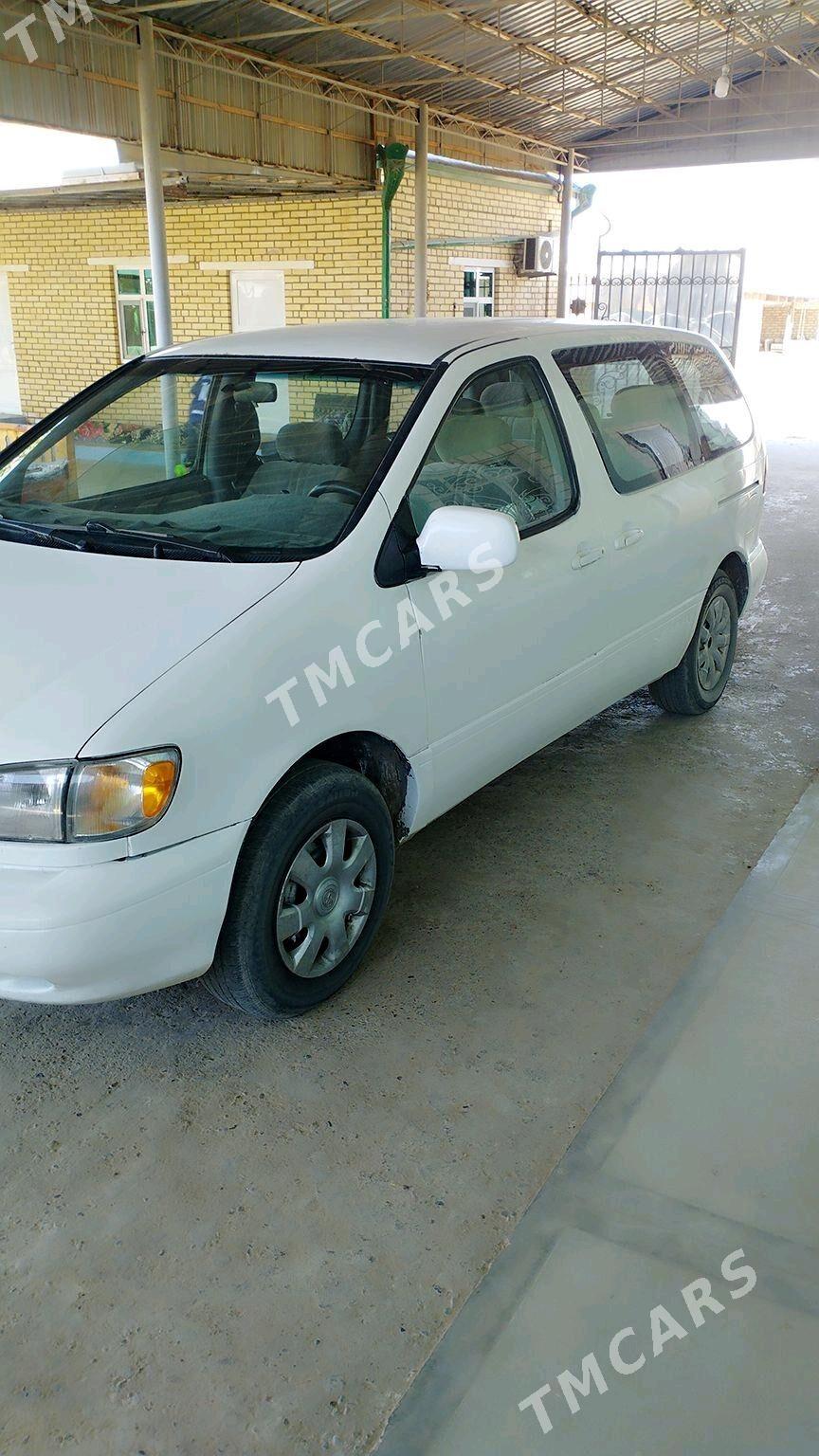 Toyota Sienna 1999 - 140 000 TMT - Murgap - img 4