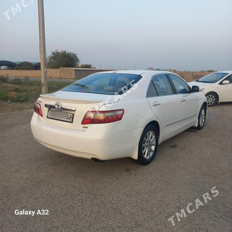 Toyota Camry 2008 - 170 000 TMT - 11 мкр - img 3