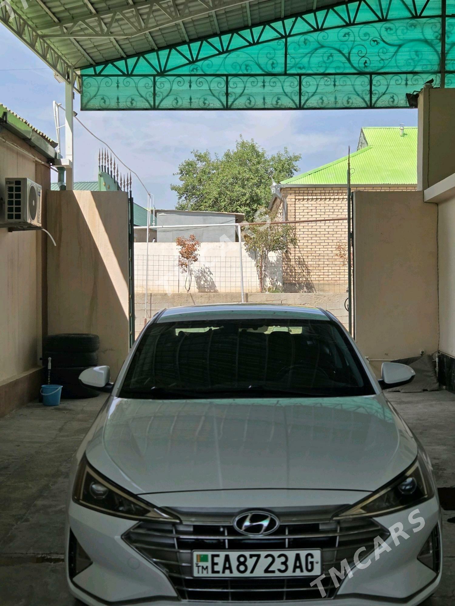 Hyundai Elantra 2019 - 215 000 TMT - Aşgabat - img 2