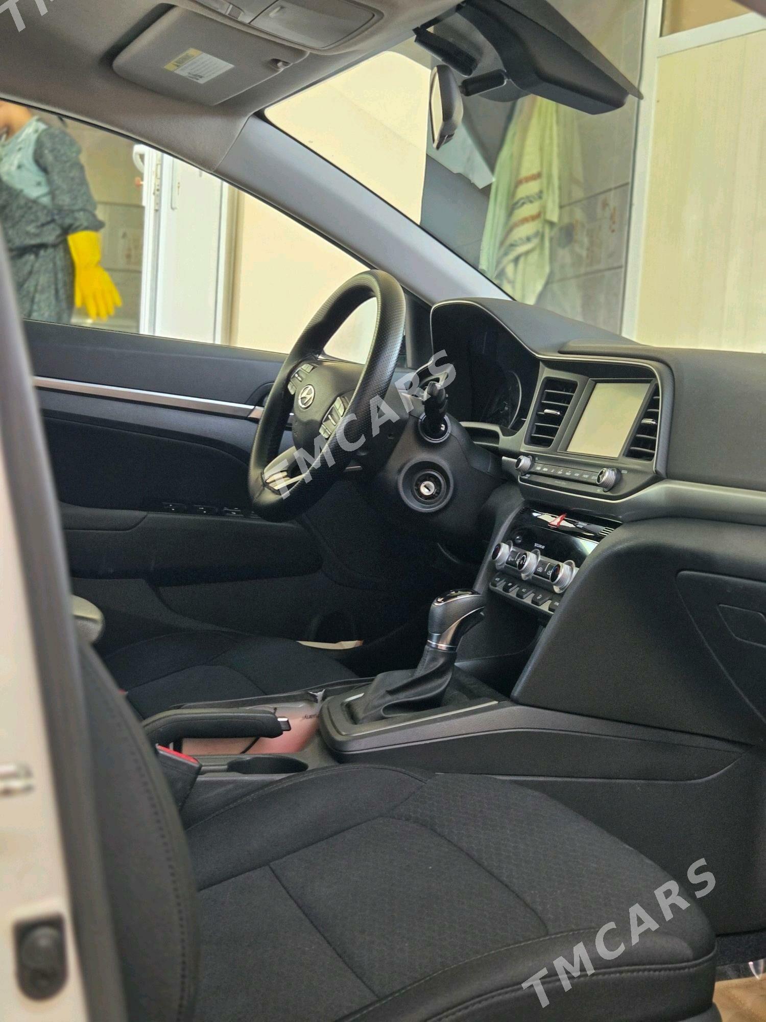 Hyundai Elantra 2019 - 215 000 TMT - Aşgabat - img 7