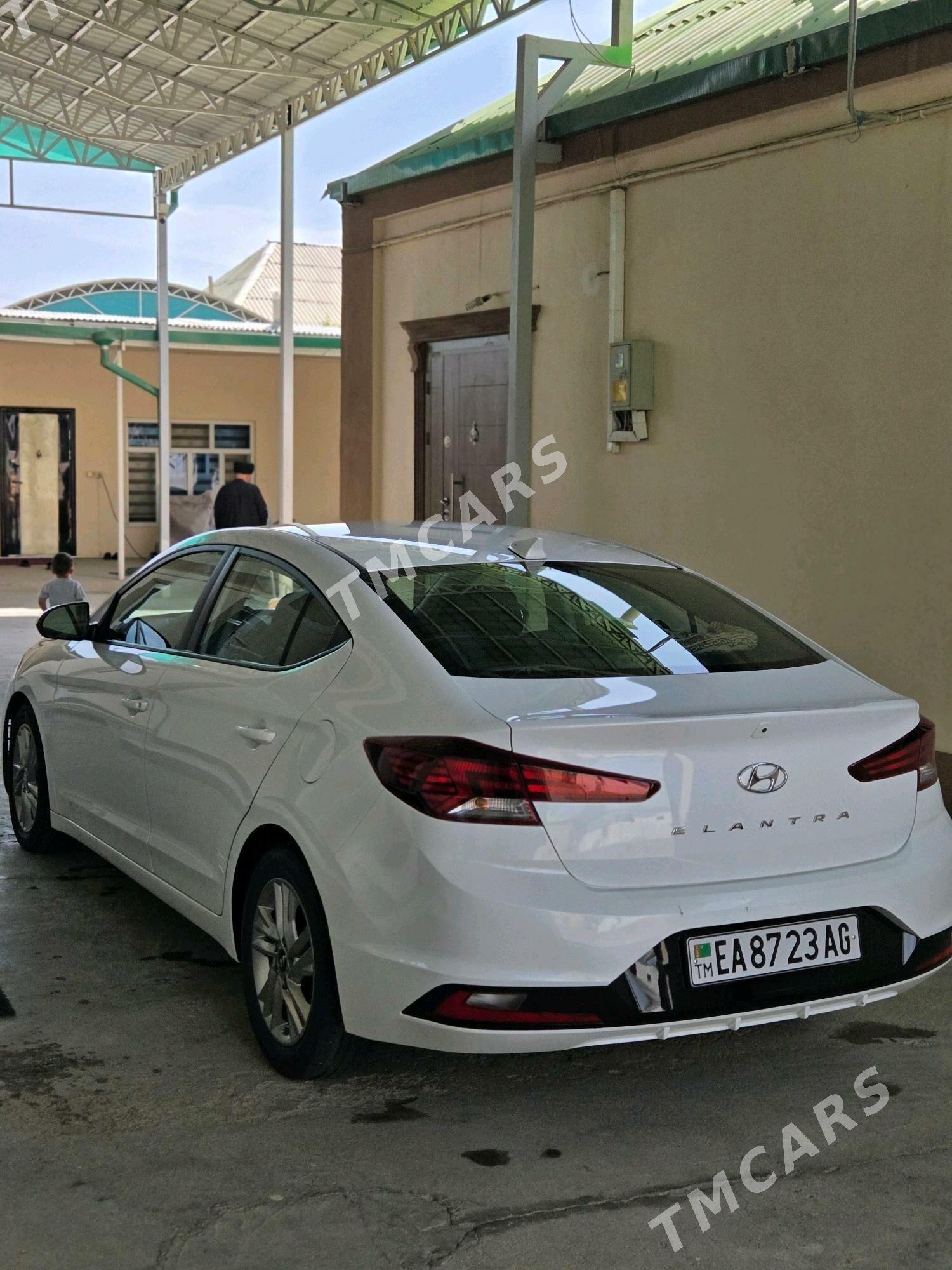 Hyundai Elantra 2019 - 215 000 TMT - Aşgabat - img 6