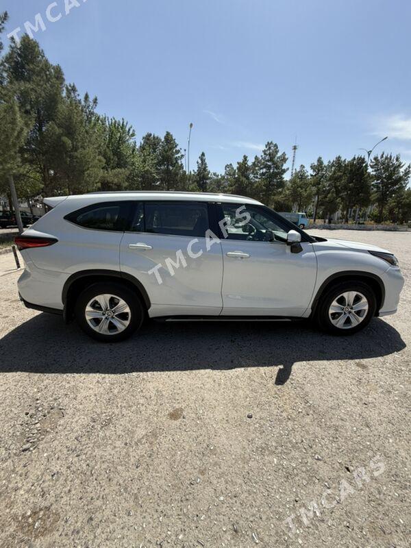 Toyota Highlander 2022 - 485 000 TMT - Мары - img 6