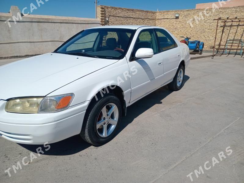 Toyota Camry 2000 - 90 000 TMT - Фарап - img 6