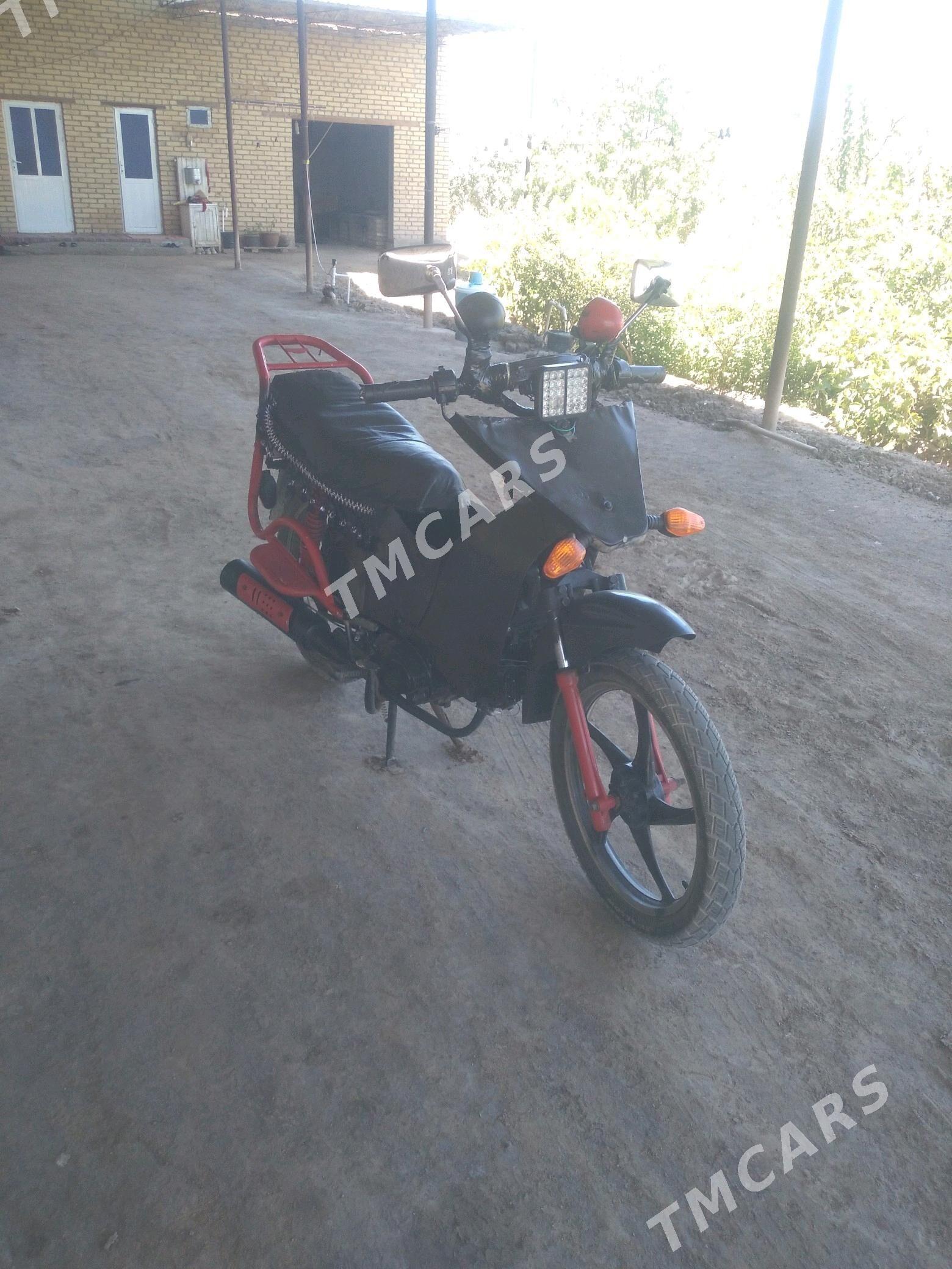 Fekon FK150-8G 2015 - 8 000 TMT - Дянев - img 3