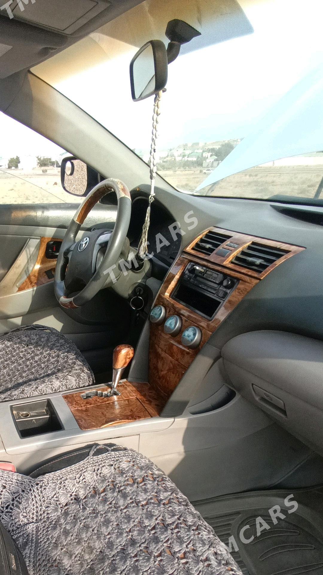 Toyota Camry 2010 - 135 000 TMT - Türkmenbaşy - img 4