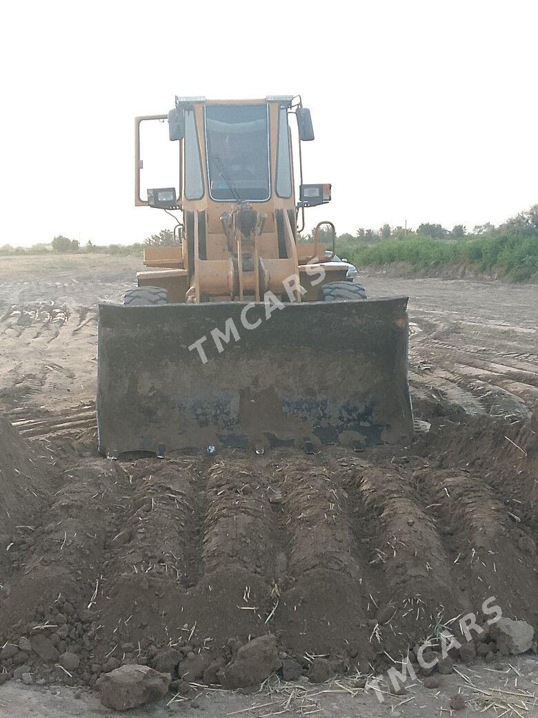 XCMG LW300F 2011 - 300 000 TMT - Кёнеургенч - img 2