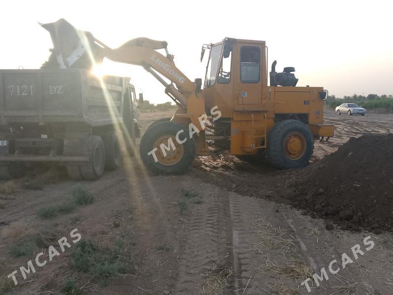 XCMG LW300F 2011 - 300 000 TMT - Кёнеургенч - img 3
