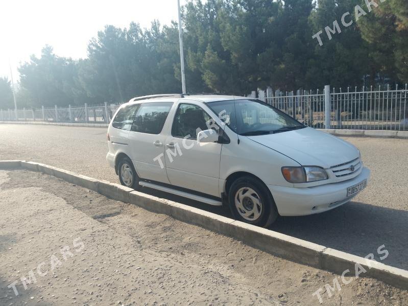Toyota Sienna 2000 - 150 000 TMT - Sakar - img 4