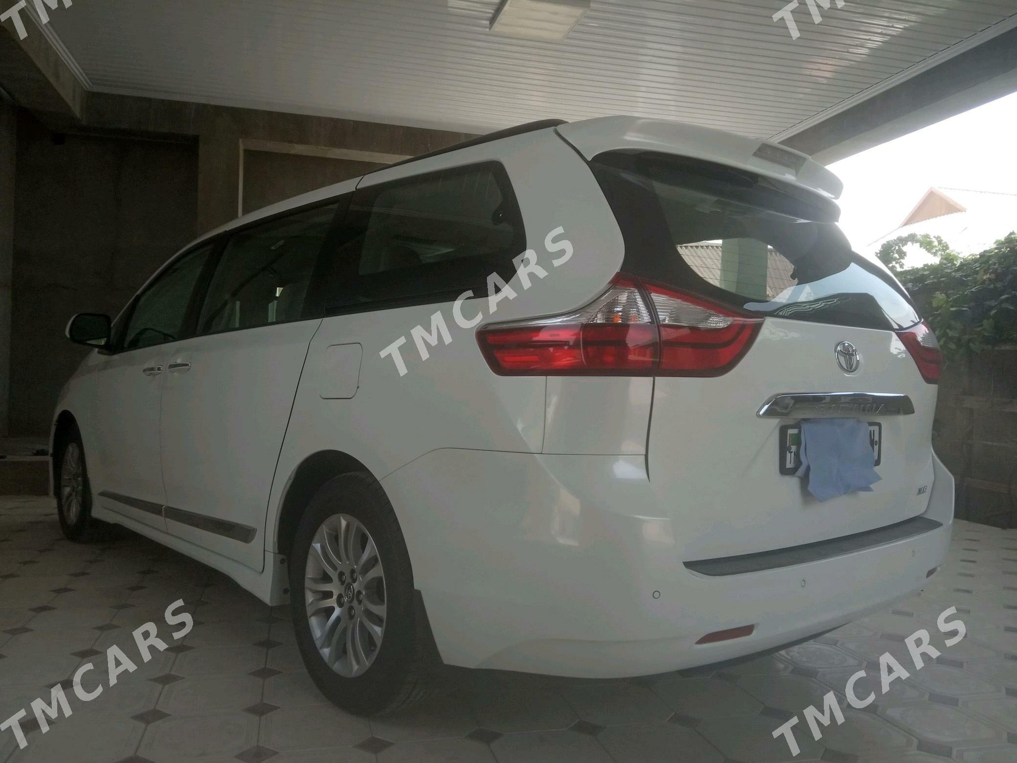 Toyota Sienna 2019 - 490 000 TMT - Balkanabat - img 4