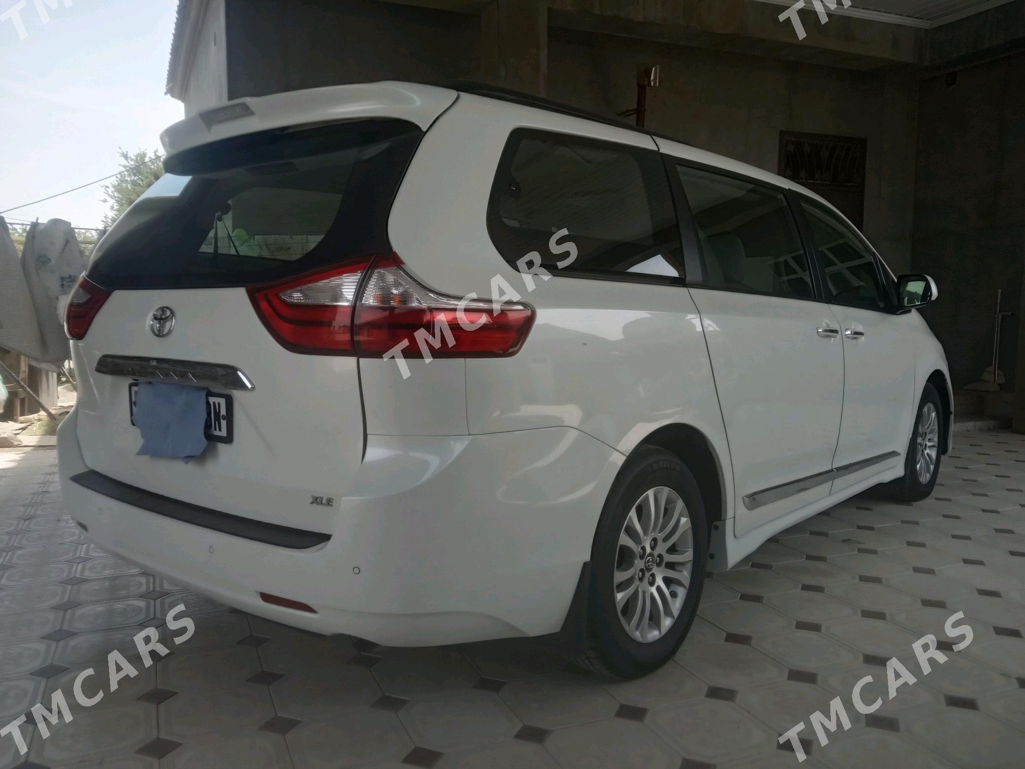 Toyota Sienna 2019 - 490 000 TMT - Balkanabat - img 3