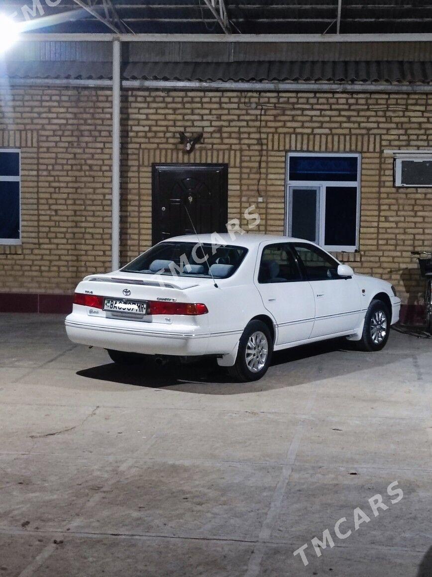 Toyota Camry 2001 - 125 000 TMT - Ýolöten - img 2