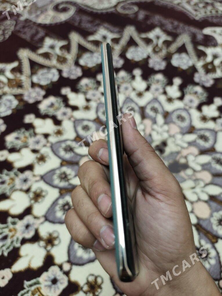 Infinix zero 30 - Büzmeýin - img 2