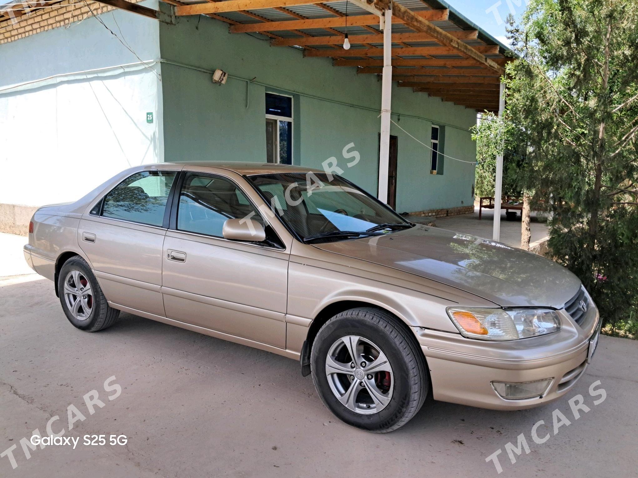 Toyota Camry 2001 - 130 000 TMT - Гороглы (Тагта) - img 9