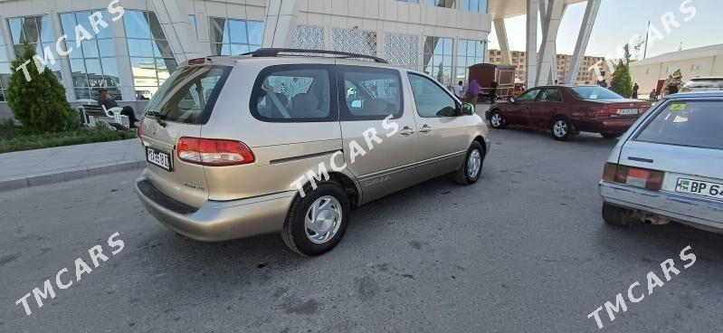 Toyota Sienna 2002 - 165 000 TMT - Daşoguz - img 4