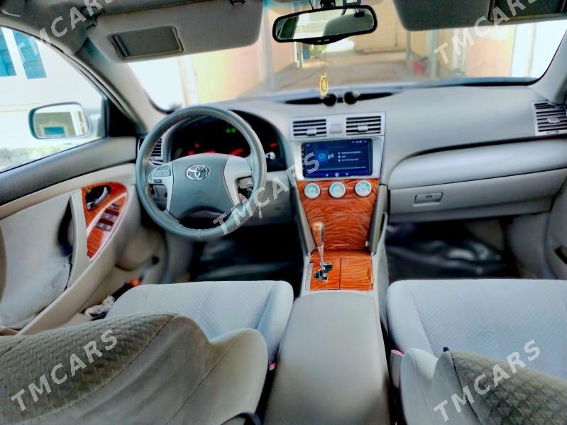 Toyota Camry 2008 - 158 000 TMT - Гёкдже - img 6