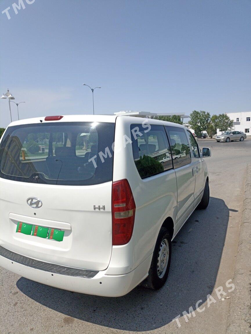Hyundai H-1 2011 - 220 000 TMT - Дашогуз - img 2