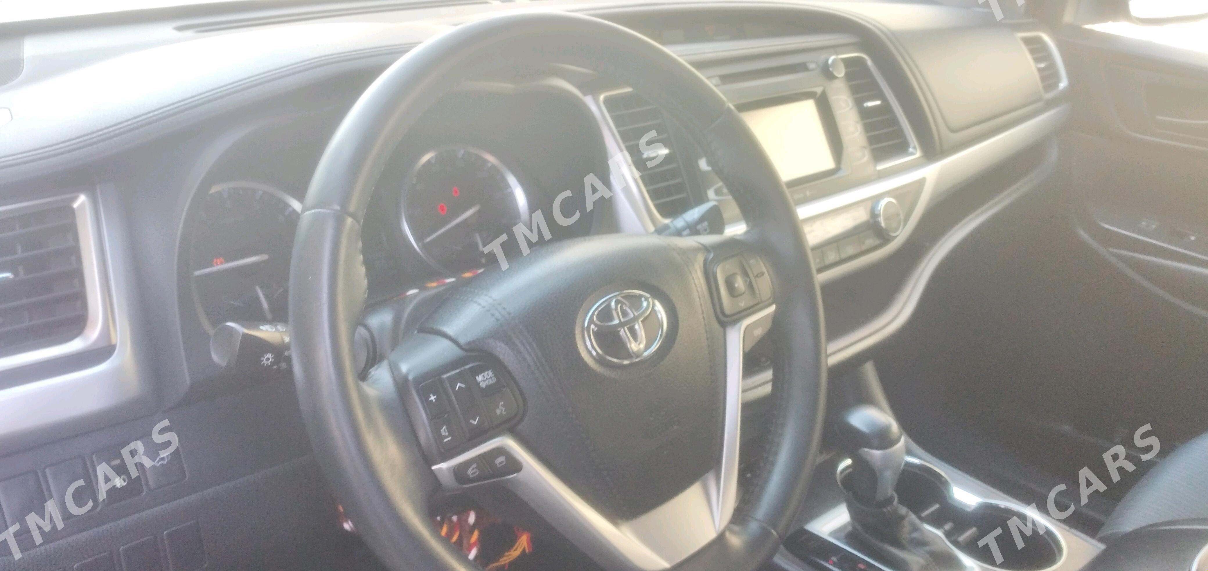 Toyota Highlander 2015 - 387 000 TMT - Байрамали - img 4