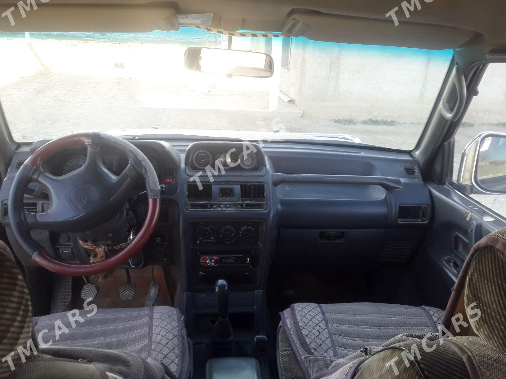 Mitsubishi Pajero 1998 - 50 000 TMT - Etrek - img 4