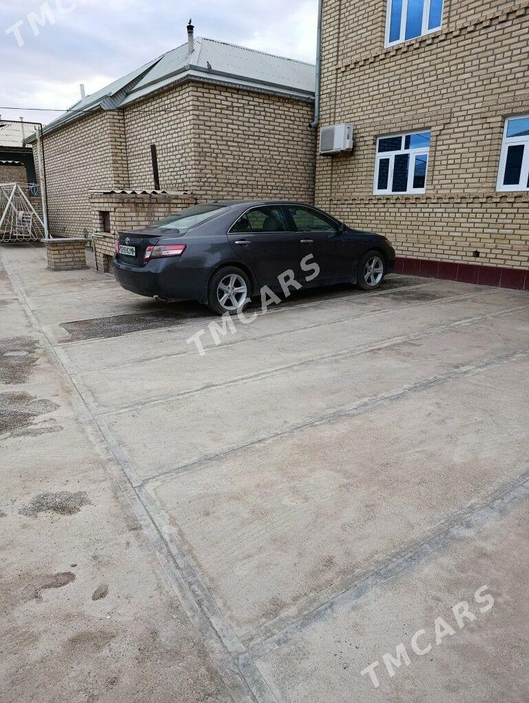 Toyota Camry 2011 - 165 000 TMT - Mary - img 4