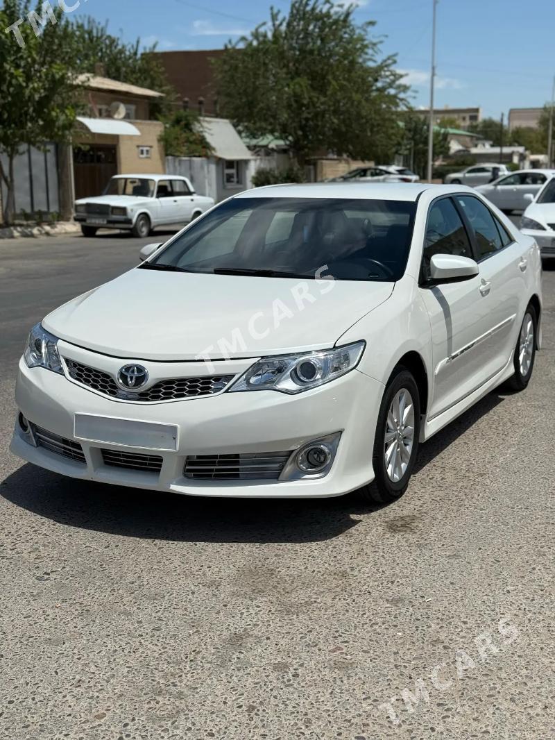 Toyota Camry 2012 - 230 000 TMT - Байрамали - img 3