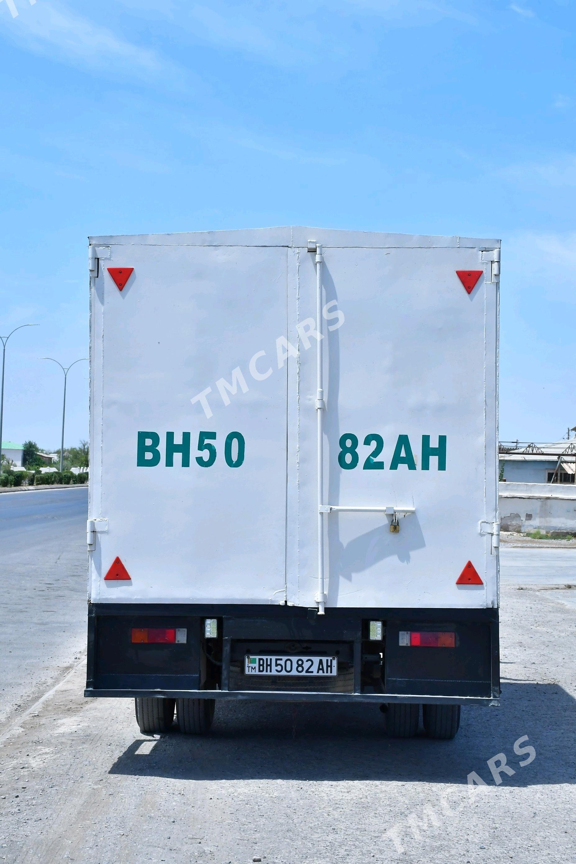 Mitsubishi Canter 2015 - 400 000 TMT - Tejen - img 3