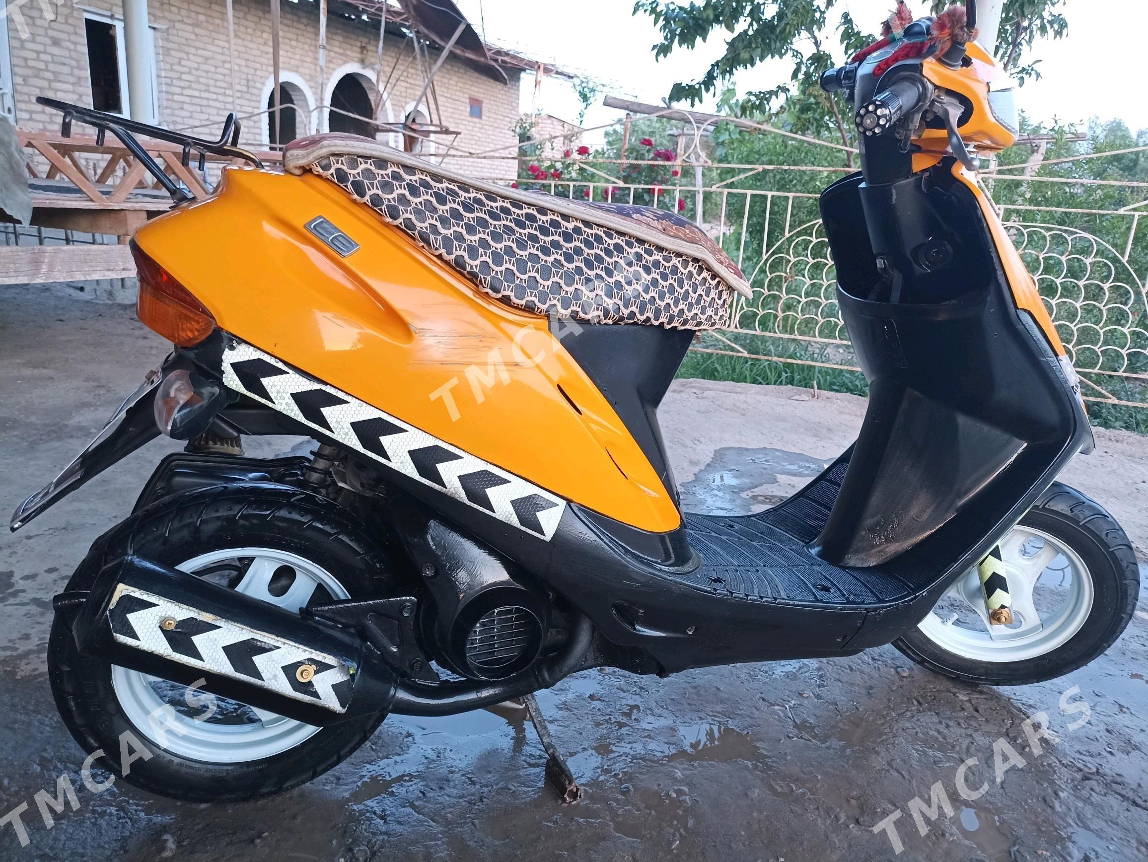 Fekon FK150-8G 2015 - 6 000 TMT - Саят - img 4