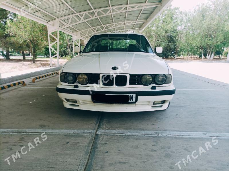 BMW 525 1993 - 69 000 TMT - Балканабат - img 8