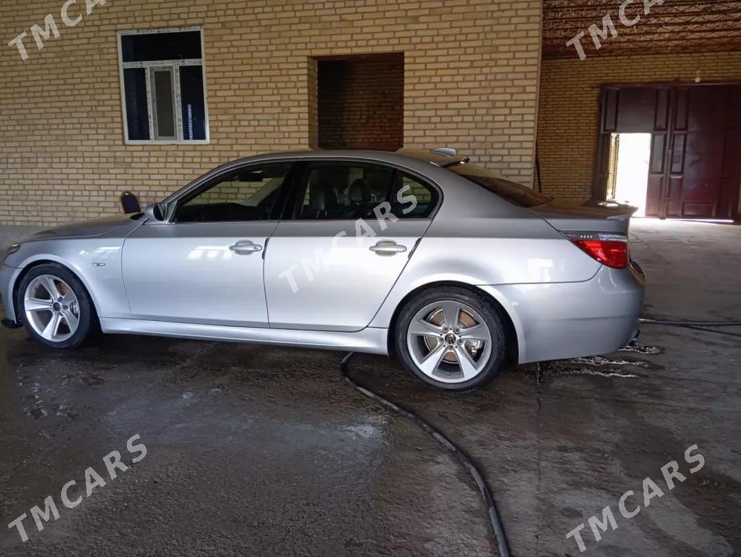 BMW E60 2004 - 170 000 TMT - Туркменабат - img 4