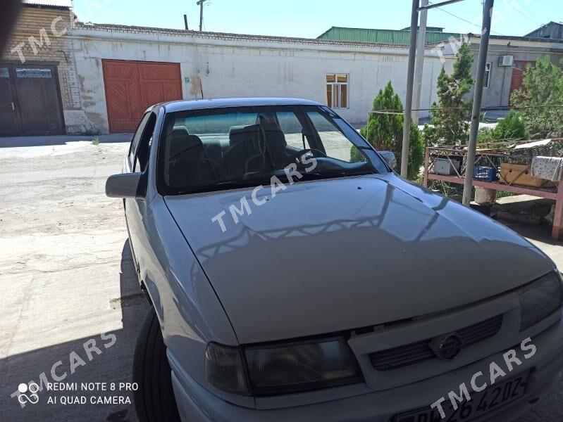 Opel Vectra 1992 - 50 000 TMT - Дашогуз - img 5
