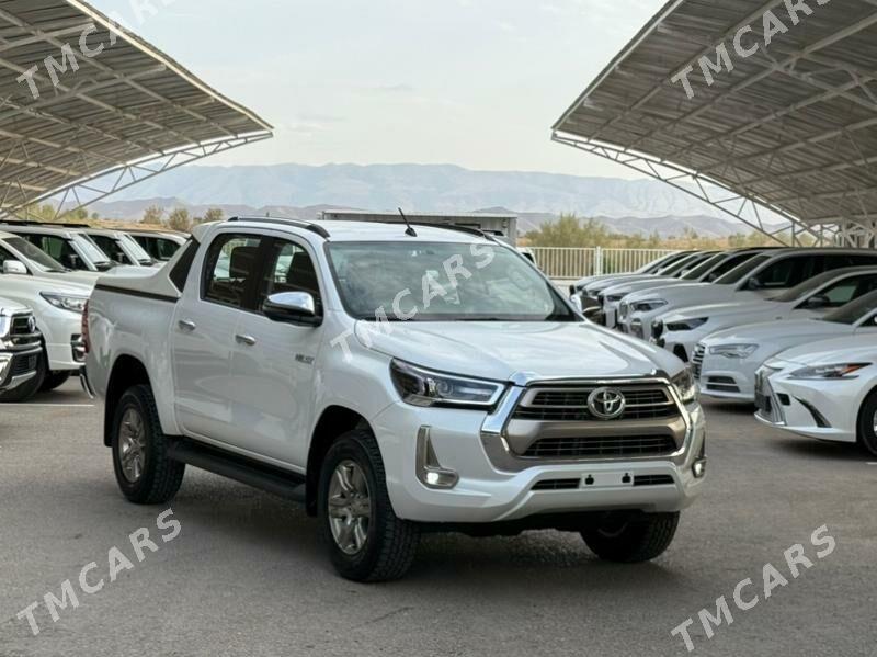 Toyota Hilux 2024 - 669 000 TMT - Aşgabat - img 3