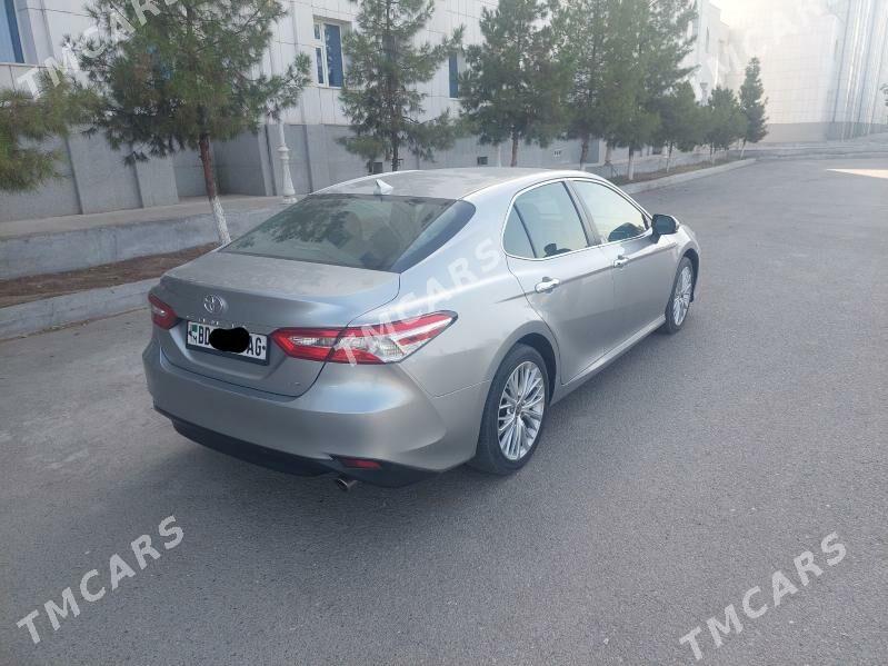 Toyota Camry 2018 - 299 000 TMT - Aşgabat - img 2